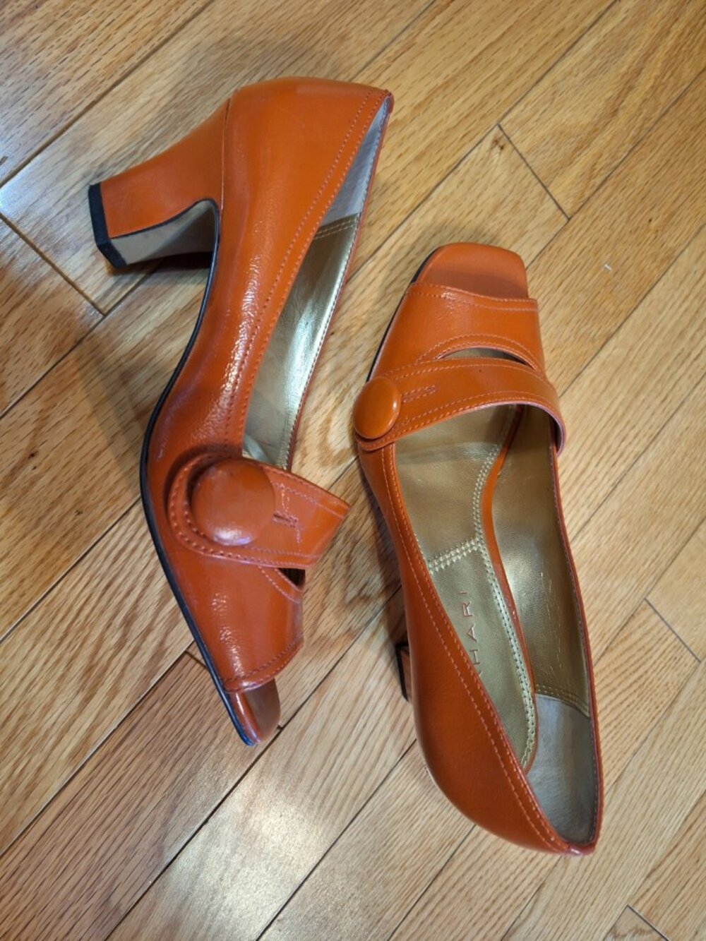 Tahari orange heels
